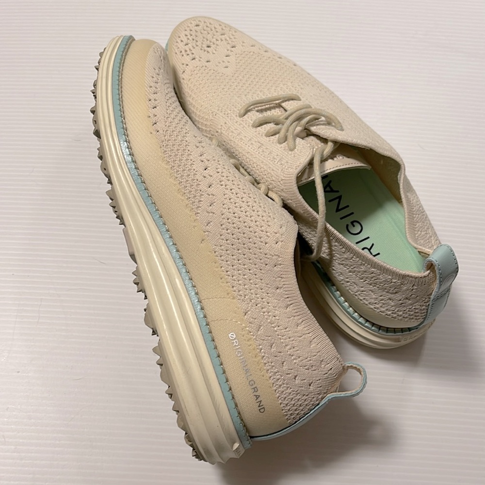 Cole Haan Original Grand Womens White Cap Stitchlite Golf Shoes - size 9